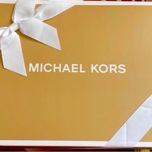 Michael Kors gift box with the bow